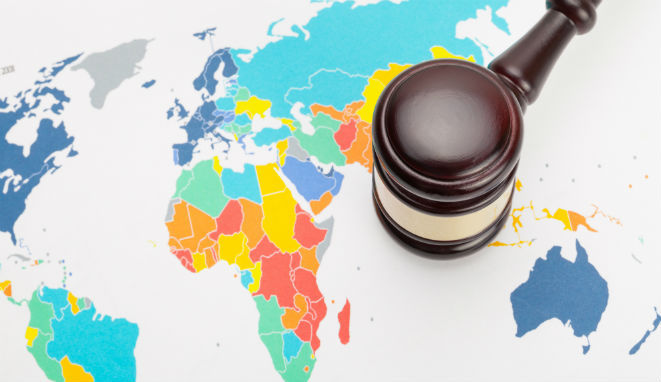 Derecho internacional público y privado.